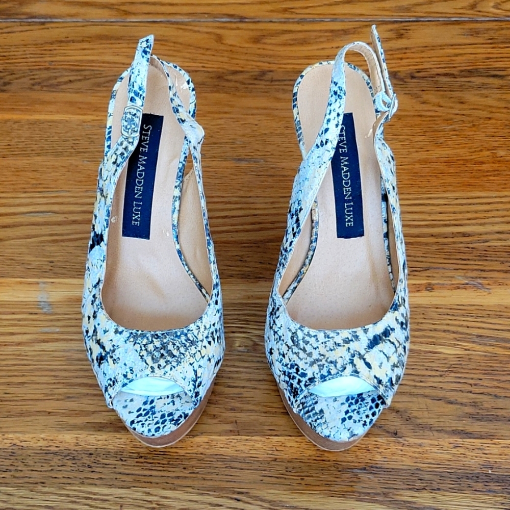 Steve Madden Luxe sz 6 snake print heels